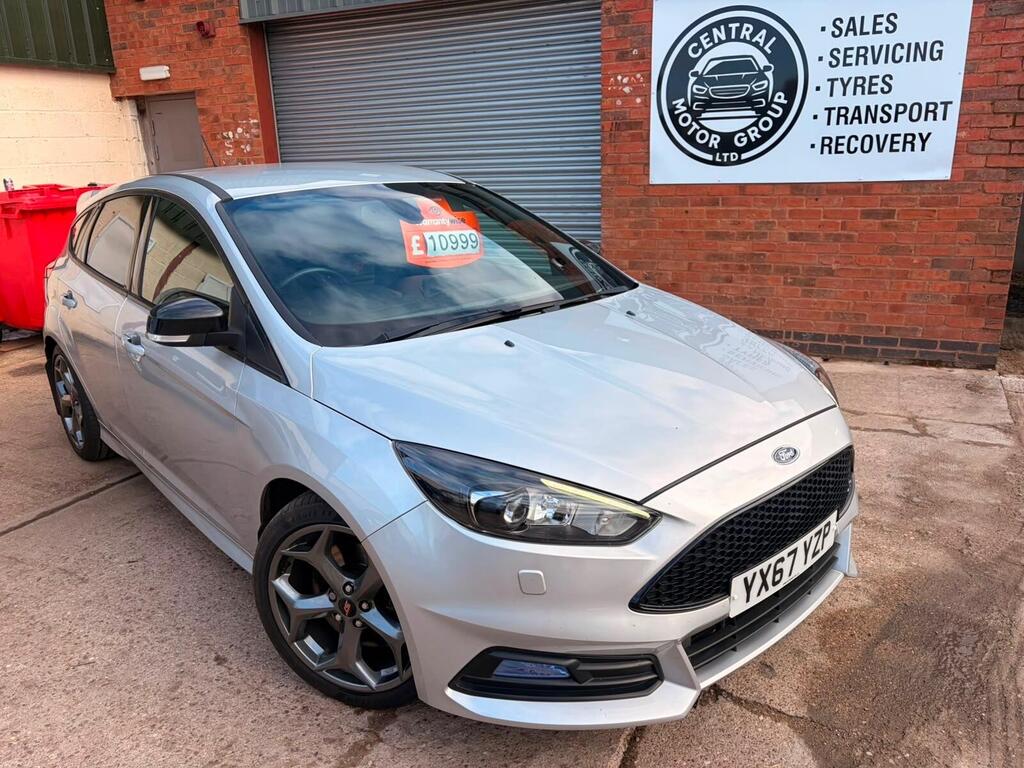 2017 Ford Focus 2.0T EcoBoost ST-3 Hatchback 5dr Petrol Manual Euro 6 (s/s) (250 ps)